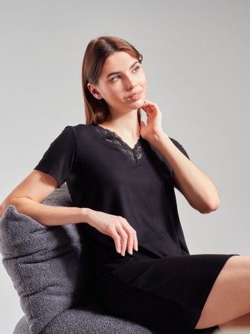 Ночная сорочка с кружевом - 1